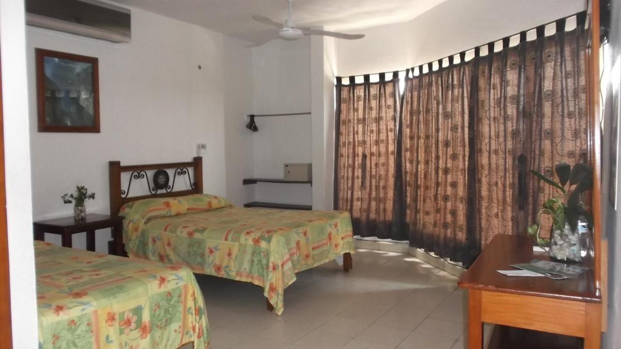 Hotel Canek Palenque Exterior photo