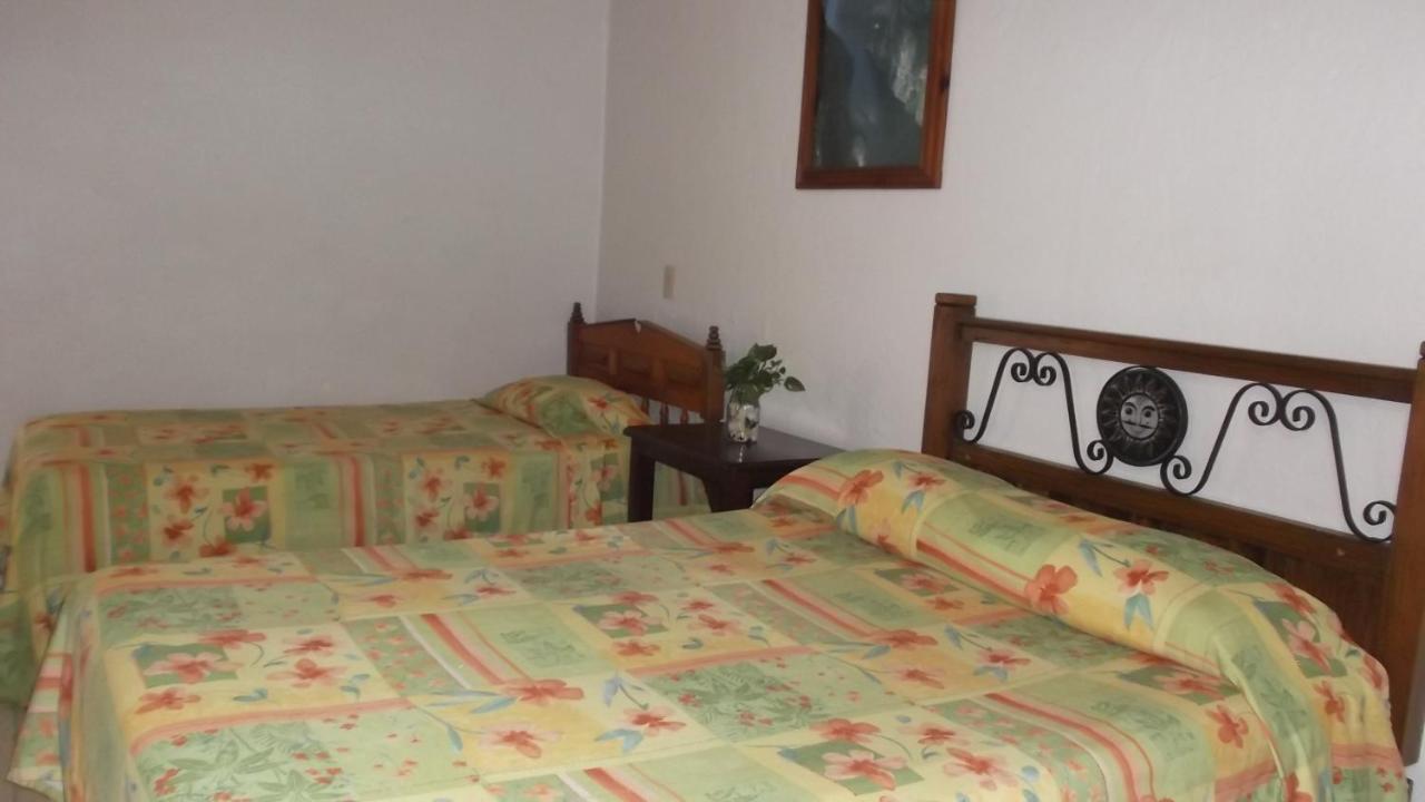 Hotel Canek Palenque Exterior photo